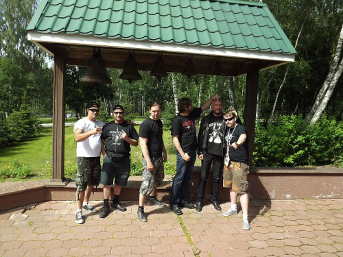 Организаторы трибьюта и Lake Of Tears